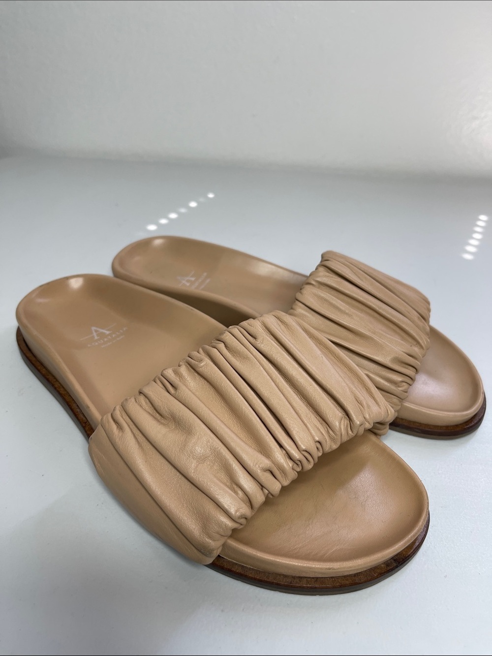 AQUATALIA Womens Nude Iva Round Toe Slip On Leather Slide Sandals Size 8